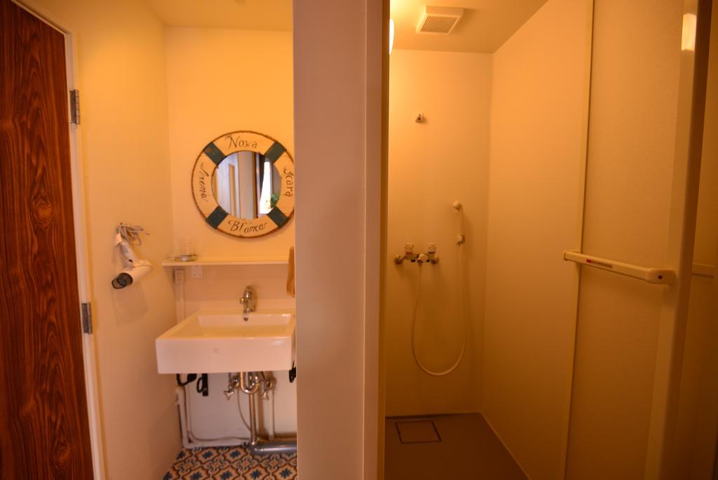 Guest House Kala Naha Extérieur photo