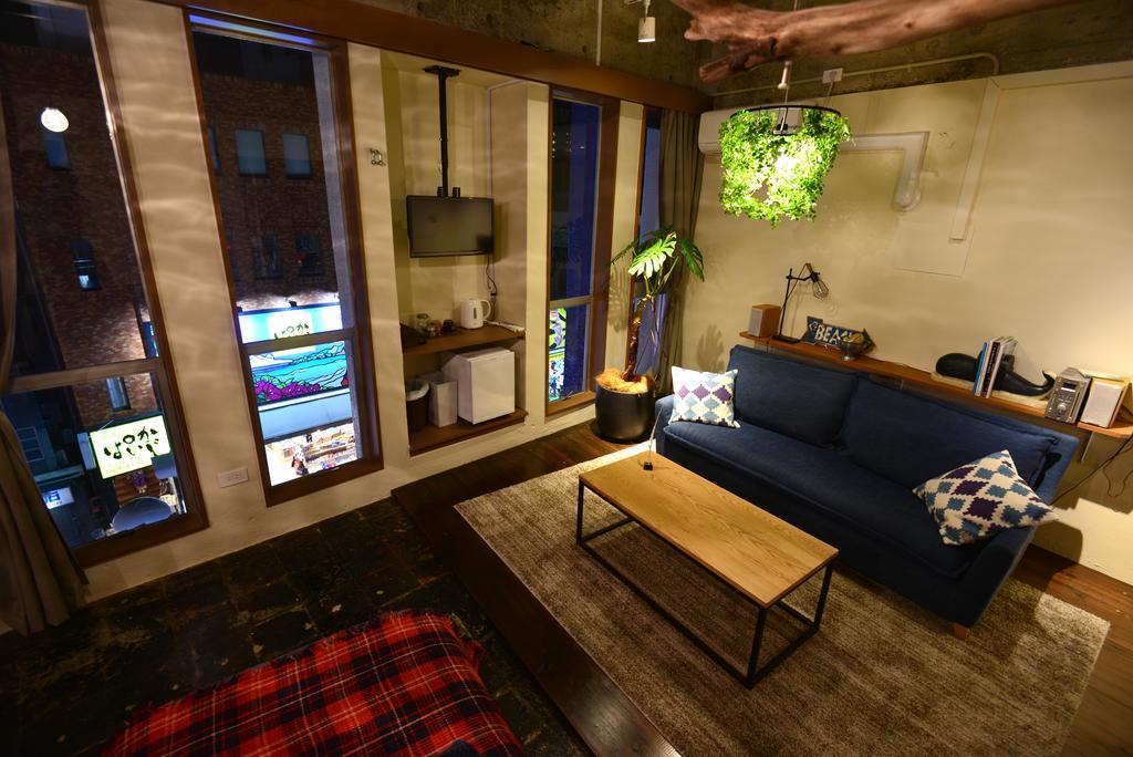 Guest House Kala Naha Extérieur photo